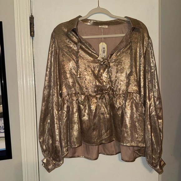 JODIFL Shimmering Gold Blouse - Picture 1 of 3
